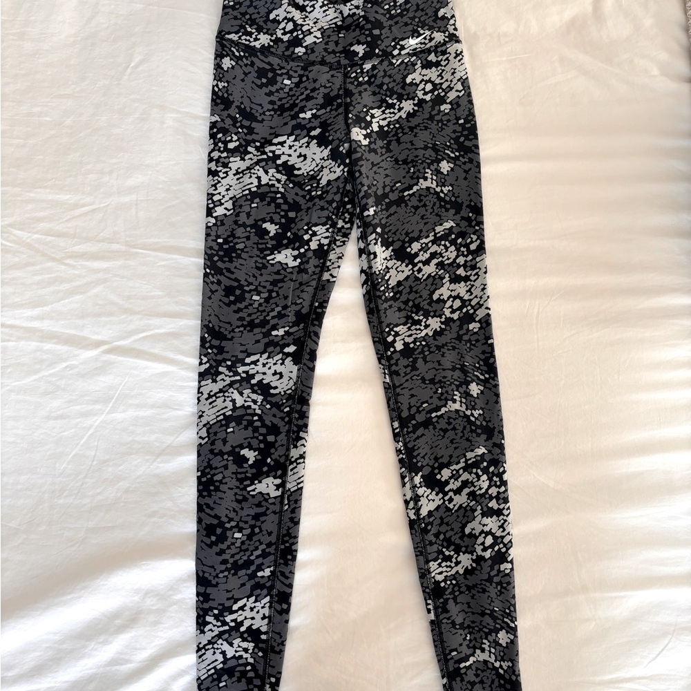 Nike leggings XS